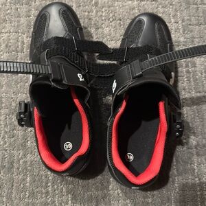 Peleton shoes-size 39